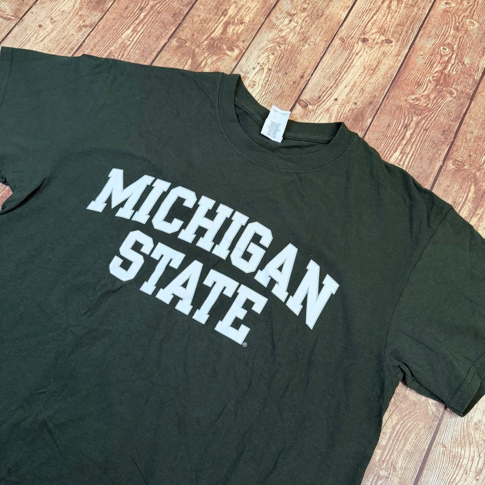 Gildan Michigan State T Shirt Mens Medium Green Short Sleeve Cotton Graphic